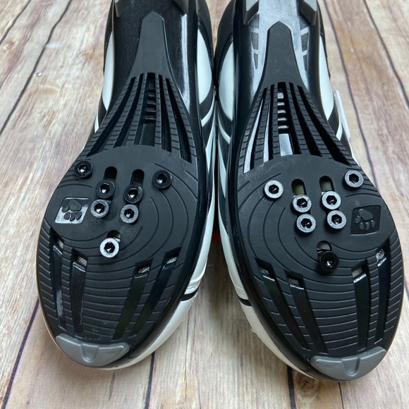 Muddyfox Tri100 Cycling Shoes Junior Footwear NWT - Picture 3 of 8